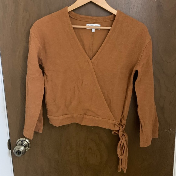 Madewell Texture & Thread Wrap Top - Picture 5 of 7